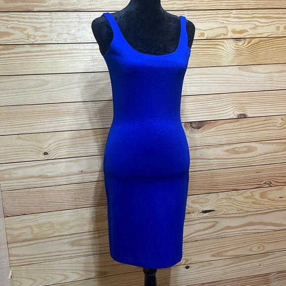 Amanda Uprichard Dresses & Skirts - Amanda Uprichard Sleeveless Royal Blue Midi Dress Size Small Gorgeous EUC 🌟